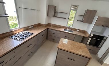 Casa en venta en reservas del campestre ibague