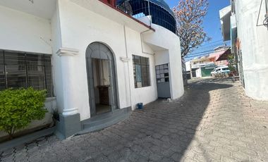 SE RENTA LOCAL EN AV PERICON