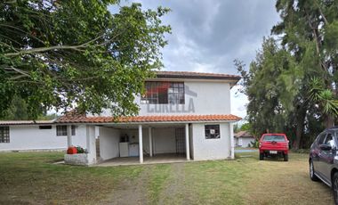 Venta Quinta en Puembo, cerca al Colegio Alberto Einstein, Área Terreno 1.406 M2, PRECIO: $245.000