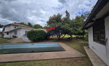 Venta Quinta en Puembo, cerca al Colegio Alberto Einstein, Área Terreno 1.406 M2, PRECIO: $245.000
