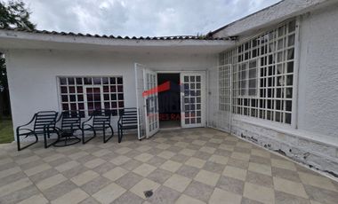 Venta Quinta en Puembo, cerca al Colegio Alberto Einstein, Área Terreno 1.406 M2, PRECIO: $245.000