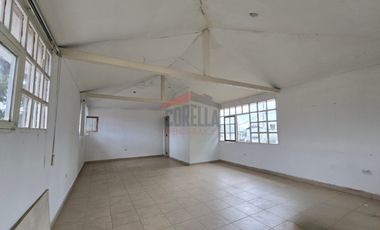 Venta Quinta en Puembo, cerca al Colegio Alberto Einstein, Área Terreno 1.406 M2, PRECIO: $245.000
