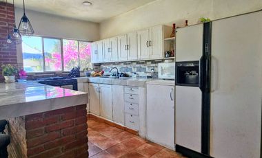 Casa en Venta en Lomas del Bosque.