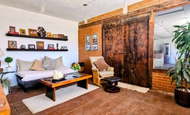 Casa en Venta en Lomas del Bosque.