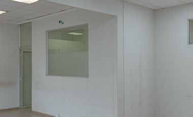 Se arrienda local comercial en Concón