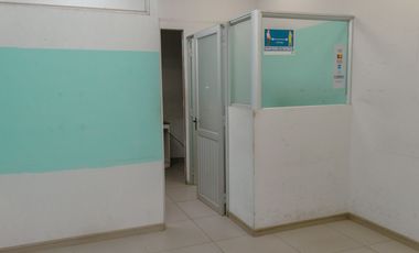Se arrienda local comercial en Concón