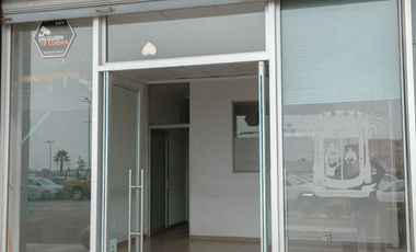 Se arrienda local comercial en Concón