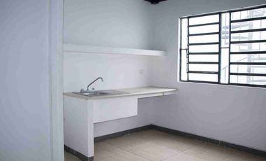 RENTO LOCAL PARA OFICINAS O NEGOCIO