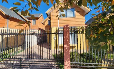 Se arrienda hermosa casa en Los Portones de Machali