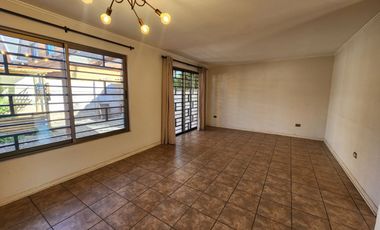Se arrienda hermosa casa en Los Portones de Machali