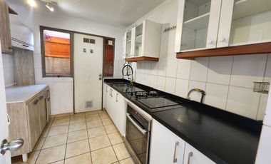 Se arrienda hermosa casa en Los Portones de Machali