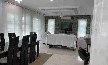 Two storey modern house for sale with big garden (fully furnished)