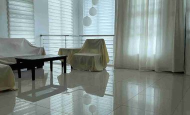 Two storey modern house for sale with big garden (fully furnished)