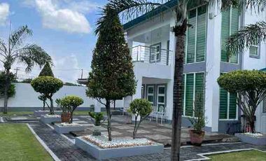 Two storey modern house for sale with big garden (fully furnished)