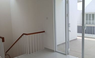 Jual Rumah LUX dan GAGAH di Komplek Premium Antapani Bandung
