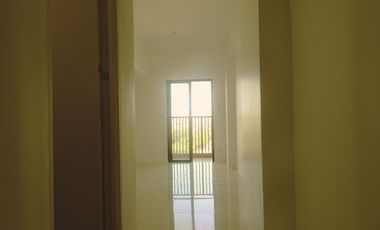 Unfurnished condo studio for rent at The Courtyard Taguig