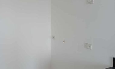 Unfurnished condo studio for rent at The Courtyard Taguig