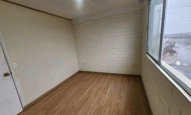 ARRIENDO CASA EN PLACILLA, CASA ESQUINA, VALPARAÍSO 2D/1B/3E