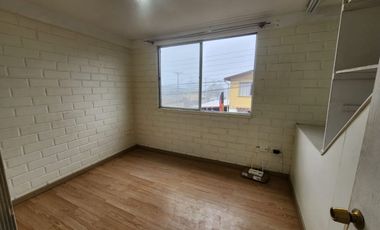 ARRIENDO CASA EN PLACILLA, CASA ESQUINA, VALPARAÍSO 2D/1B/3E