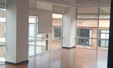 Rento oficina Centro Empresarial Osvar