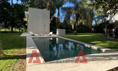 Casa en Venta, Country Los Molinos, 2 Dorm, 3 Baños, Living, Pileta, Hogar a Leña