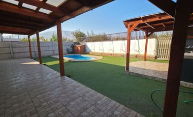 Venta Casa en Condominio Alto El Manzano - Til Til