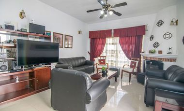 Excelente casa en una de las mejores calles de riberas del pilar, en Chapala!