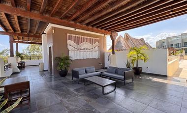 Penthouse de 2 Recámaras en Renta | Pueblito Escondido | Rooftop Privado con Plunge Pool