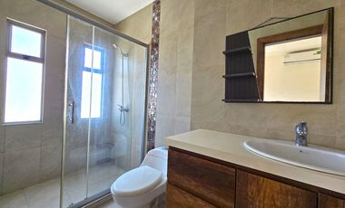 Alquiler de Casa Moderna, 2 Pisos y 3 Dorm. - Conjunto Cerrado Terranova, Salinas, Santa Elena