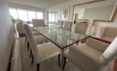 Vendo exclusivo flat de lujo con vista al Golf, piscina y 3 cocheras