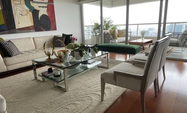 Vendo exclusivo flat de lujo con vista al Golf, piscina y 3 cocheras