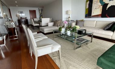 Vendo exclusivo flat de lujo con vista al Golf, piscina y 3 cocheras