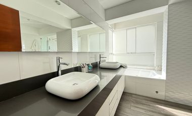 Vendo exclusivo flat de lujo con vista al Golf, piscina y 3 cocheras