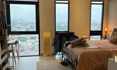 Loft en Mitras Centro (Incluye Muebles)