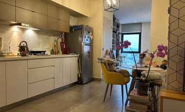 Loft en Mitras Centro (Incluye Muebles)