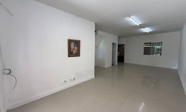 For Sale 2-Storey Townhouse at Pruksa Ville 30 Onnut-Suvarnabhumi (Lat Krabang 14/1) Near Suvarnabhumi Airport
