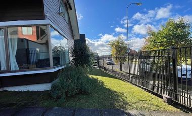 Casa en venta con vista panorámica al mar, Mirador de la Bahia, Puerto Montt.
