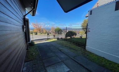 Casa en venta con vista panorámica al mar, Mirador de la Bahia, Puerto Montt.