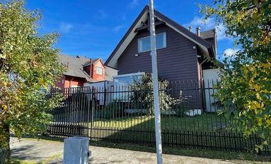 Casa en venta con vista panorámica al mar, Mirador de la Bahia, Puerto Montt.