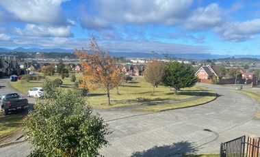 Casa en venta con vista panorámica al mar, Mirador de la Bahia, Puerto Montt.