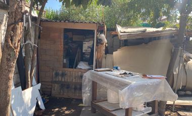 Se Vende casa en los Alerces Ñuñoa , 2 dormitorios 1 baño, 4 estacionamientos $ 250.000.000