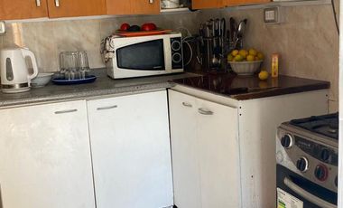 Se Vende casa en los Alerces Ñuñoa , 2 dormitorios 1 baño, 4 estacionamientos $ 250.000.000