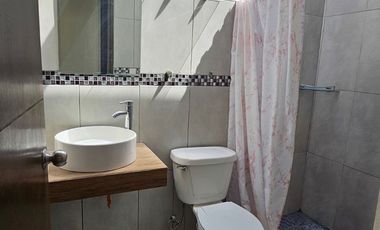 CASA EN RENTA EN LA MORALEJA CERCA DE VALLE IMPERIAL