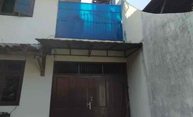 Rumah Besar 2 Lantai Semi Furnished Bebas Banjir di Tanjung Duren