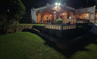 CASA EN RENTA DE FIN DE SEMANA EN CUERNAVACA 15,000 POR NOCHE