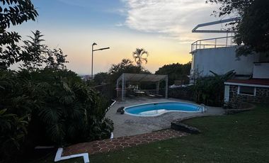 CASA EN RENTA DE FIN DE SEMANA EN CUERNAVACA 15,000 POR NOCHE