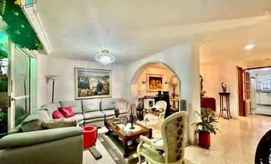 ARRIENDO CASA CASTROPOL MEDELLIN