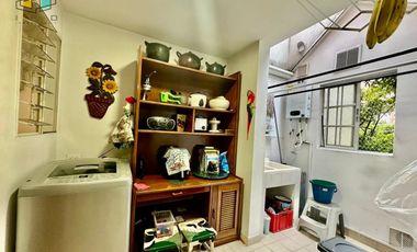 ARRIENDO CASA CASTROPOL MEDELLIN
