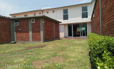 Renta de Casa Amueblada en Calimaya