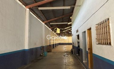 Se RENTA Bodega de 2 niveles, ubicada en Calz. Aeropuerto, Col. Bachigualato